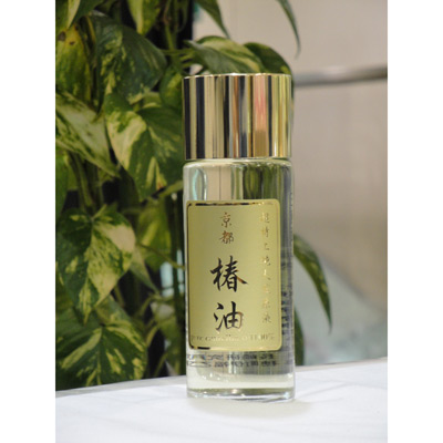 特上純天然原液　京都　三回濾し椿油